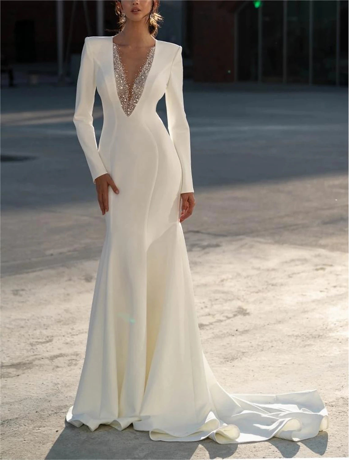 Buyishang Formal Wedding Dresses Mermaid V Neck Long Sleeve Sweep / Brush Train Chiffon Bridal Gowns With Beading Solid Color